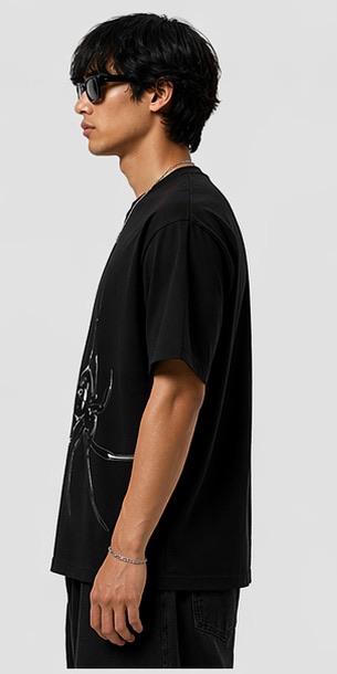 Black Widow Spider Graphic Oversized T-Shirt - Black Streetwear Tee